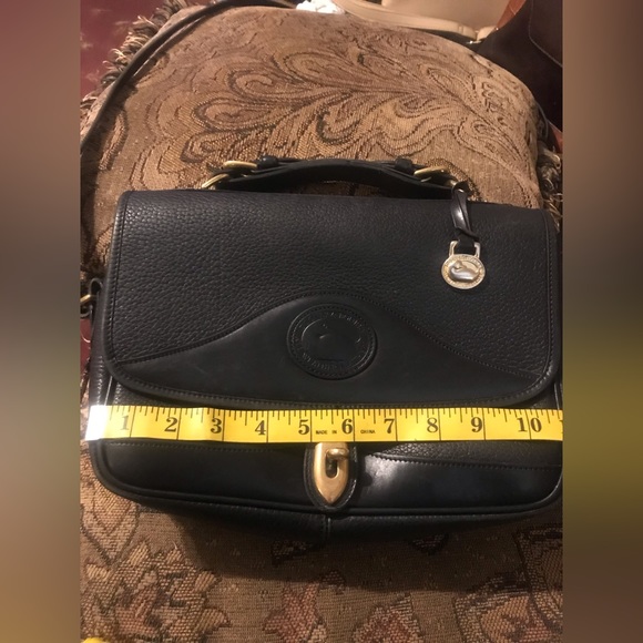 Dooney & Bourke Vtg. genuine leather bag, code # A8 005942, Made in USA - Picture 9 of 17